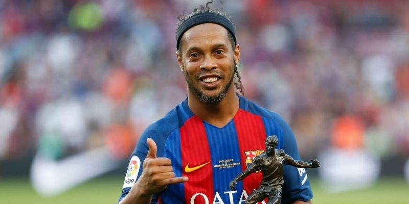 Sự nghiệp của đại sứ thương hiệu New888 Ronaldinho