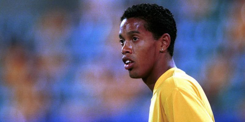 Khái quát tiểu sử Ronaldinho - cựu cầu thủ bóng đá nổi danh
